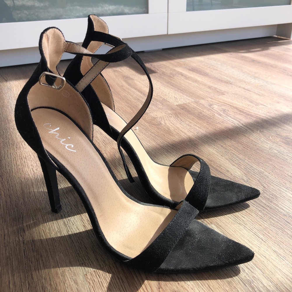 Chic staple pointed toe sandal heels